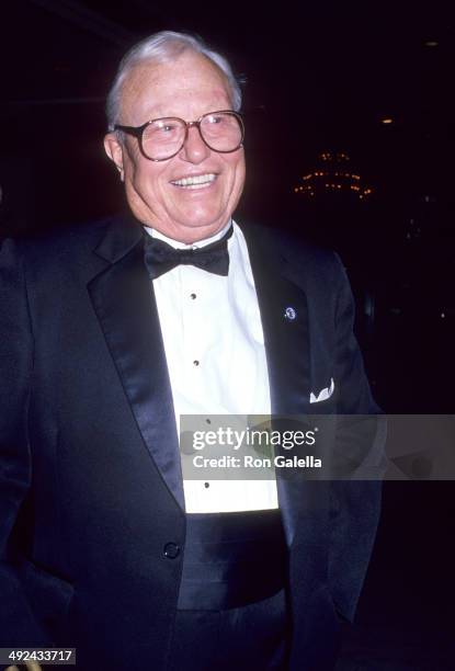 Veteran and actor Harold Russell attends the 10th Annual Media Access Awards on January 22, 1989 at the Beverly Hilton Hotel in Beverly Hills,...