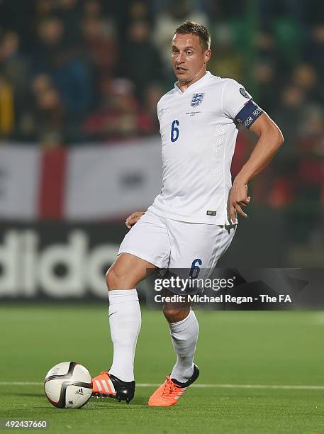 Phil Jagielka of England in action during the UEFA EURO 2016 qualifier match between Lituania and England on October 12, 2015 in Vilnus, Lithuania.