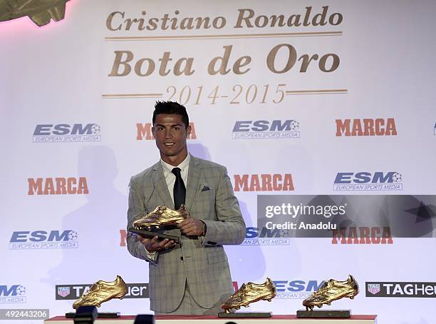 247 Cristiano Ronaldo Golden Boot Photos & High Res Pictures - Getty Images