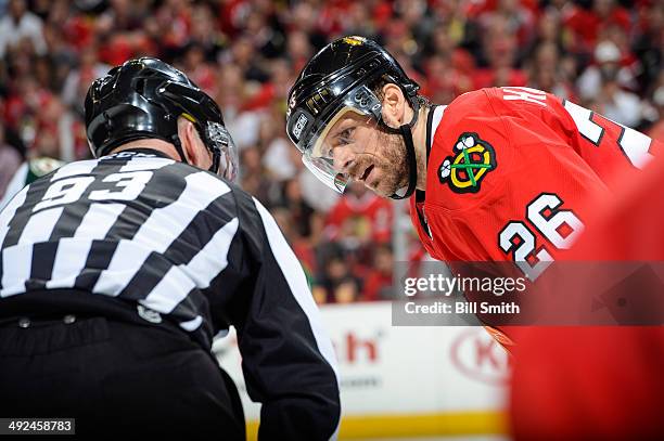 Michal Handzus of the Chicago Blackhawks talks with the official in Game Five of the Second Round of the 2014 Stanley Cup Playoffs against the...