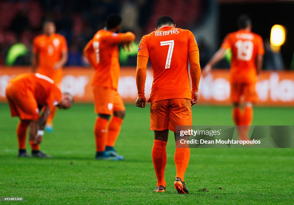 Netherlands v Czech Republic - UEFA EURO 2016 Qualifier