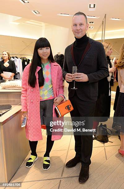 Susanna Lau and David Shrigley attend the Deconstructed Project with a private dinner hosted by Caroline Issa, David Shrigley and Massimo Nicosia on...