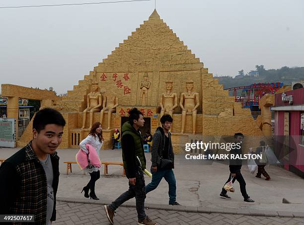 China-culture-architecture-trade-offbeat,FEATURE by Carol Huang This photo taken on on February 21, 2014 shows a copy of a pyramid at a theme park in...