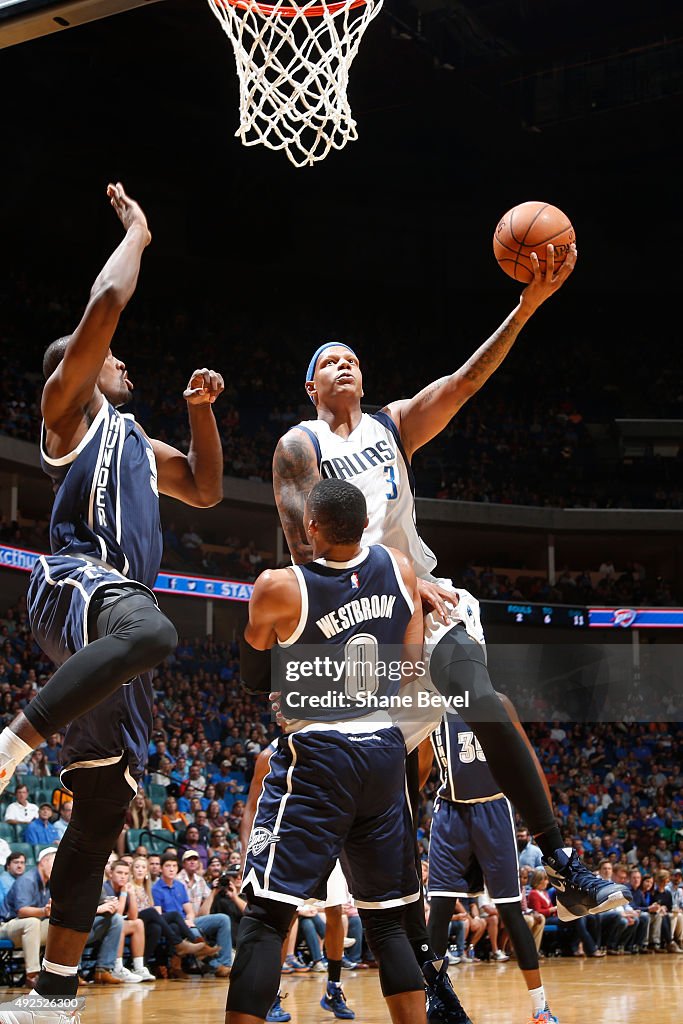 Dallas Mavericks v Oklahoma City Thunder