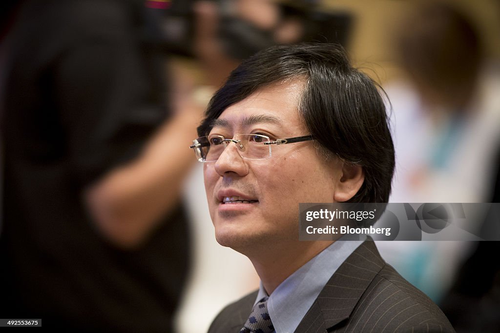 Lenovo Group Ltd. Chairman And CEO Yang Yuanqing Attends Annual Results News Conference
