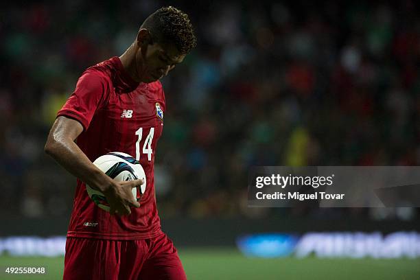 Valentin Pimentel of Panama reacts during the International Friendly match between Mexico and Panama at Nemesio Diez Stadium on October 13, 2015 in...