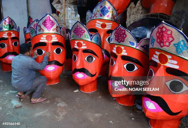 Demon King Ravan Photos and Premium High Res Pictures - Getty Images Demon King Ravan Photos and Premium High Res Pictures - Getty Images