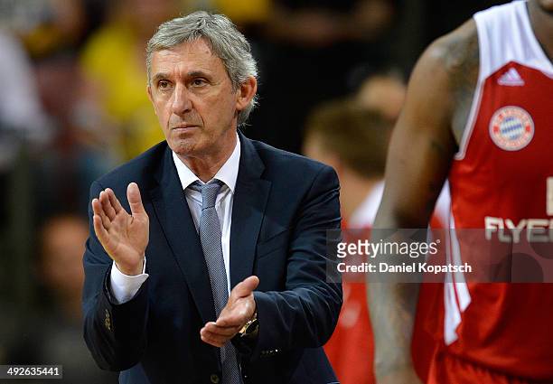 Coach Svetislav Pesic of Muenchen reacts during the Beko BBL Playoffs semifinal match between MHP RIESEN Ludwigsburg and FC Bayern Muenchen on May...