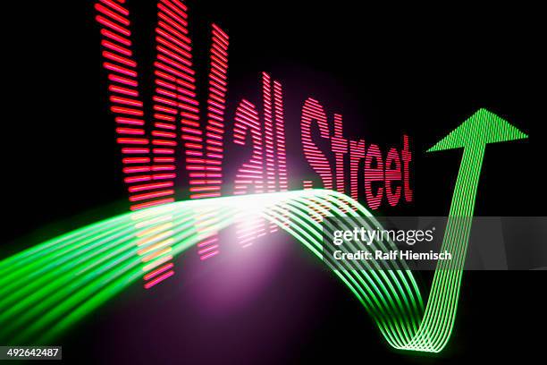 up arrow sign and text 'wall street' with light effect - wall street点のイラスト素材／クリップアート素材／マンガ素材／アイコン素材