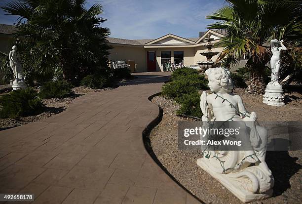Love Ranch 1,008 The Love Ranch Stock Photos, High-Res Pictures, and Images ...