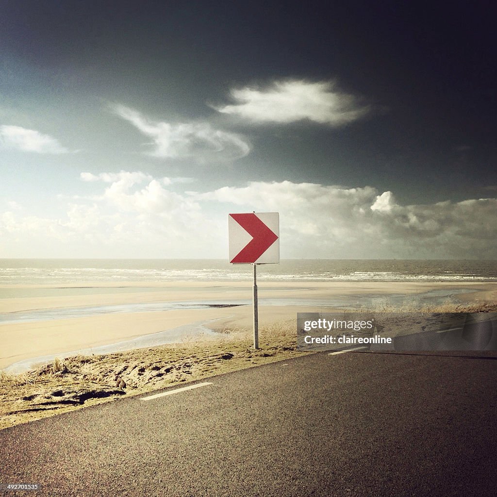 Right hand turn sign