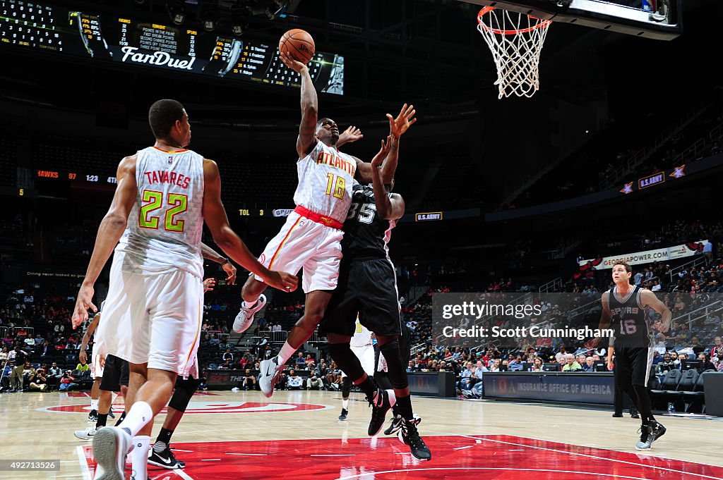 San Antonio Spurs v Atlanta Hawks