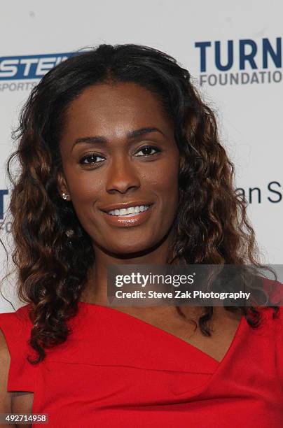 Guest attends 19th Annual Turn 2 Foundation Dinner at Cipriani Wall Street on October 14, 2015 in New York City.