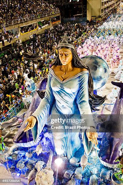 Float, platform on wheels with display - Iemanja, the qqueen of the sea - Samba Schools Parade, Rio de Janeiro carnival, Brazil - Beija Flor School...