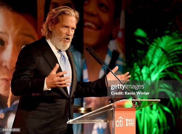 Actor Jeff Bridges speaks onstage at the No Kid Hungry Benefit Dinner at the Four Seasons Hotel on October 14, 2015 in Los Angeles, California.