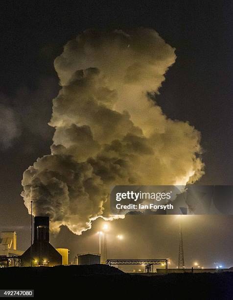 Ovens Exploding Aftermath Oven Explosion Photos and Premium High Res Pictures - Getty Images