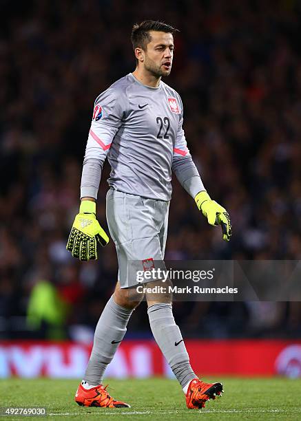 Lukasz Fabianski of Poland in action during the EURO 2016 Qualifier between Scotland and Poland at Hamden Park on October 8, 2015 in Glasgow,...