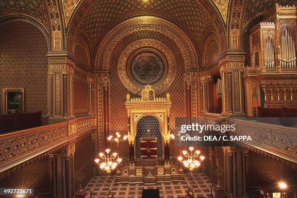 Synagogue Interior Photos and Premium High Res Pictures - Getty Images