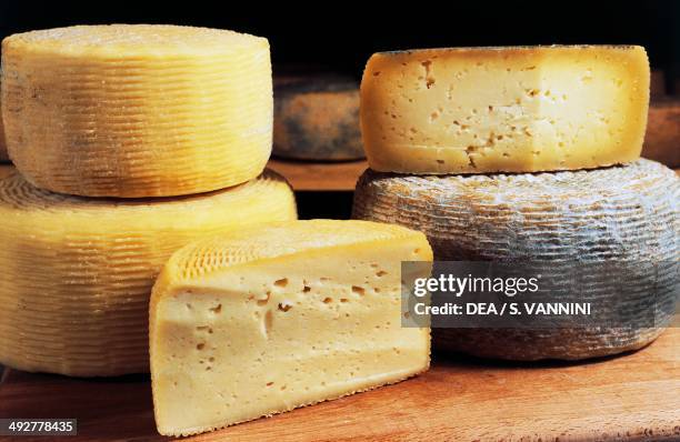 Sheep's cheese, Castel del Monte, Gran Sasso National Park, Abruzzo, Italy.