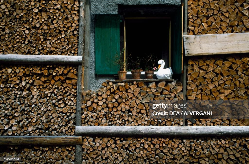 House window in Splugen...