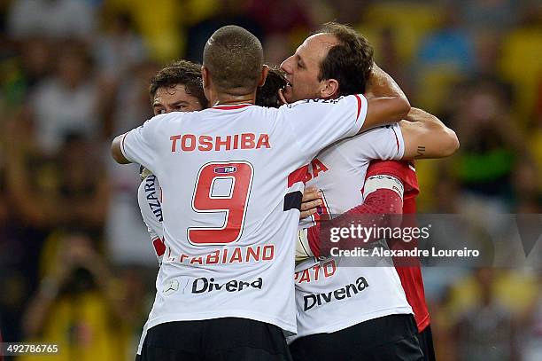 Players of Sao Paulo celebrate a scored goal by Rogerio Ceni during the match between Fluminense and Sao Paulo as part of Brasileirao Series A 2014at...