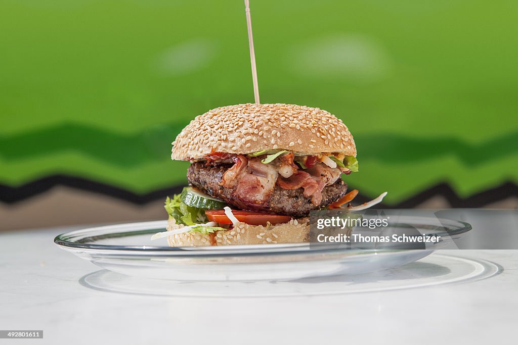 Hamburger with bacon