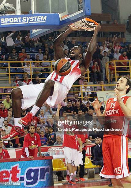Patrick Young, #4 of Olympiacos Piraeus in action during the Turkish Airlines Euroleague Basketball Regular Season Date 1 game Olympiacos Piraeus v...