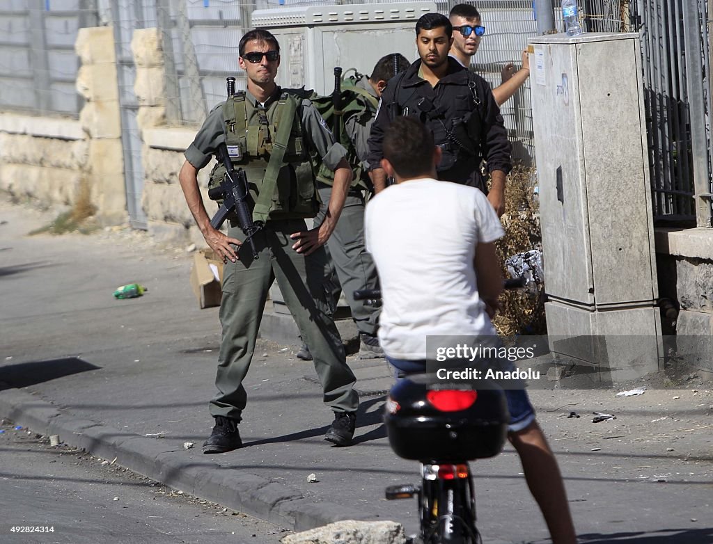 Israeli police at checkpoints in East Jerusalem