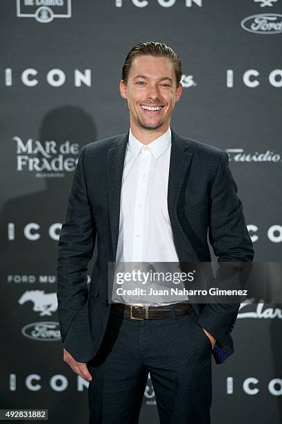 Jan Cornet attends fashion 'ICON Awards, Men of the Year' at Casa Velazquez on October 15, 2015 in Madrid, Spain.