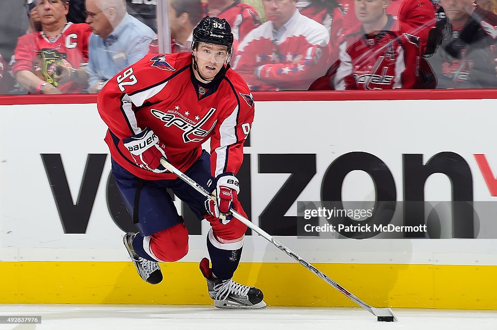 Chicago Blackhawks v Washington Capitals