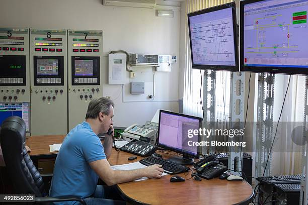 Compressor Control Room 411 Compressor Room Stock Photos, High-Res Pictures, and Images - Getty ...