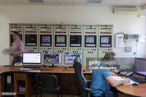 Compressor Control Room 203 Compressor Room Stock Photos, High-Res Pictures, and Images - Getty ...