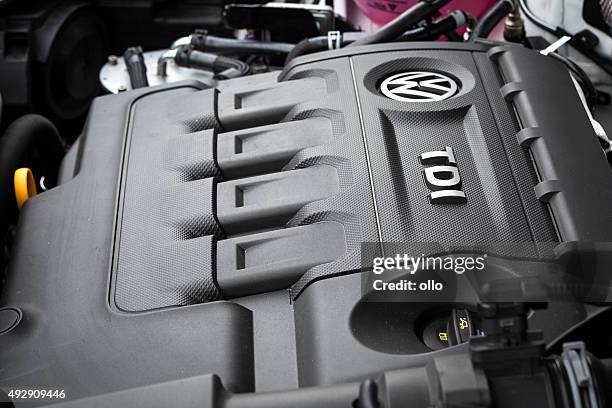 Tdi Engine Filter Diesel Particulate Filters Photos and Premium High Res Pictures - Getty ...