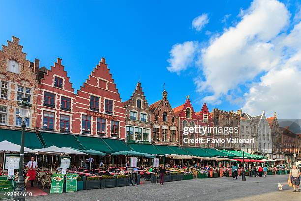 bruges - grote markt, belgium - bruges brugge stock pictures, royalty-free photos & images