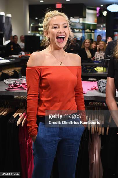 Kate Hudson opens a new Fabletics Boutique at Bridgewater Commons Mall on October 16, 2015 in Bridgewater, New Jersey.