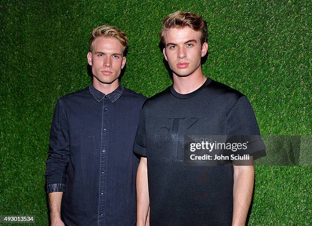 Ashton Rhodes 1,929 Calvin Klein Fall 2015 Stock Photos, High-Res Pictures, and ...