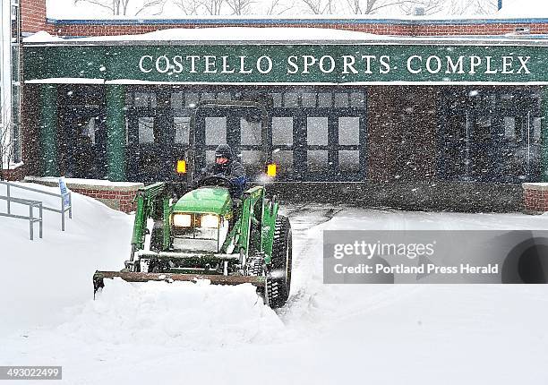 335 Usm Campus Photos & High Res Pictures - Getty Images