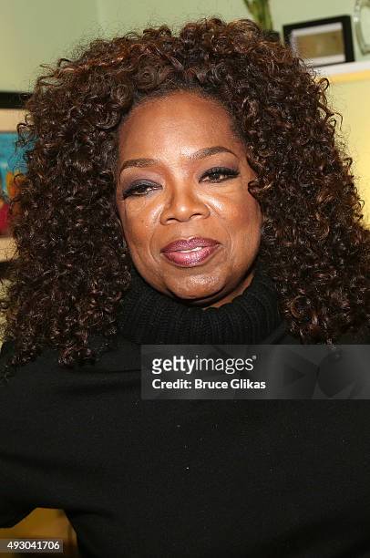 Oprah Winfrey poses backstage at the hit musical "Hamilton" on Broadway at The Richard Rogers Theater on October 16, 2015 in New York City.