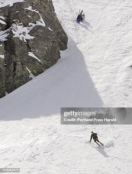 Tuckerman Ravine Lunch Rocks 55 Tuckerman Ravine Ski Area Stock Photos, High-Res Pictures, and ...