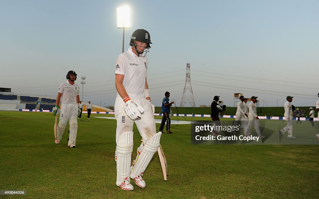 Pakistan v England - 1st Test: Day Five