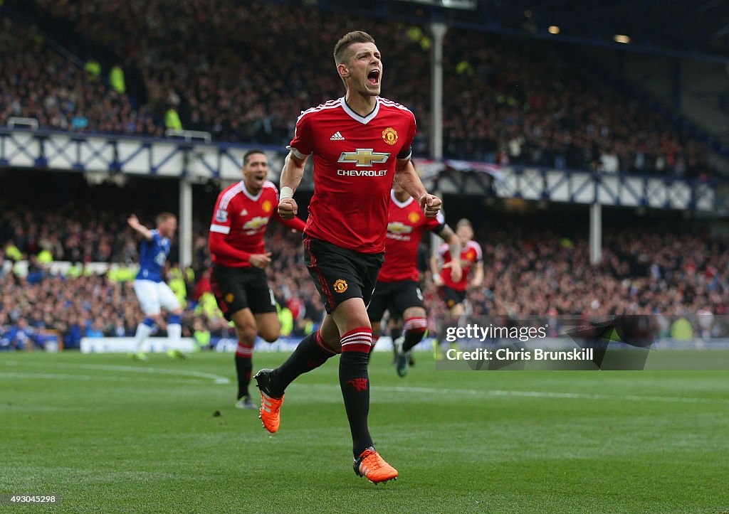 Everton v Manchester United - Premier League