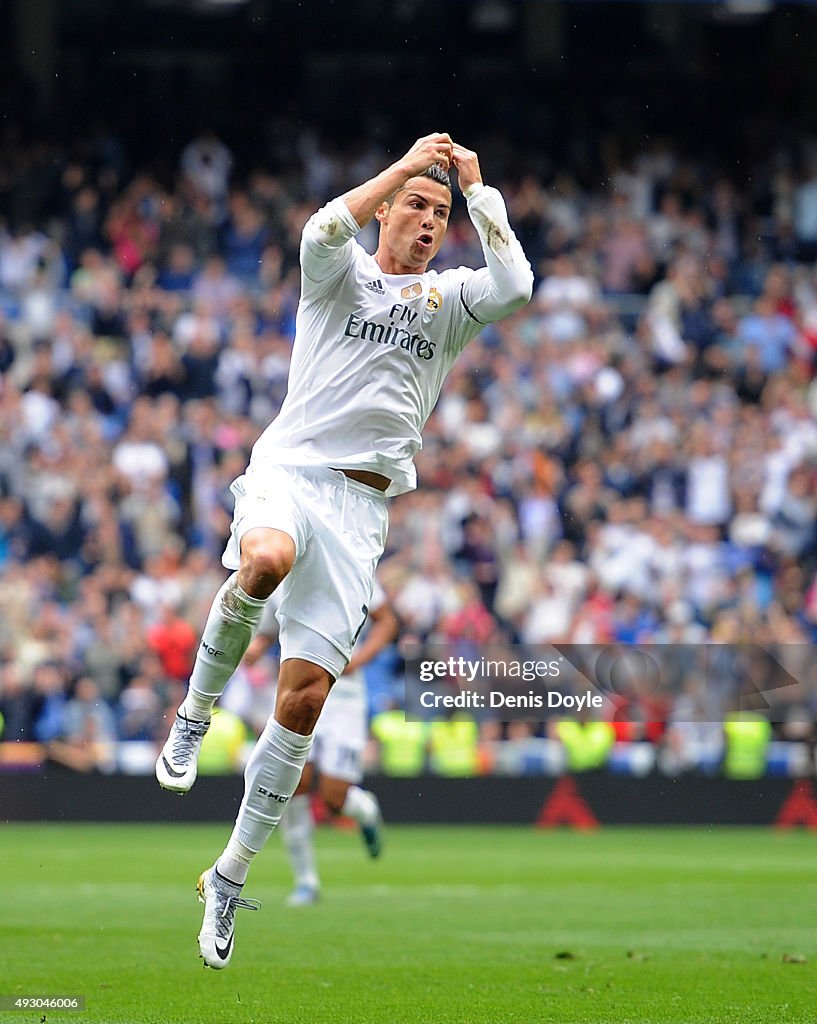 Real Madrid CF v Levante UD - La Liga