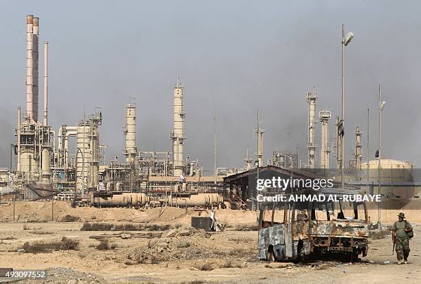 Iraq Refineries Baiji North Refinery Complex Photos and Premium High Res Pictures ...