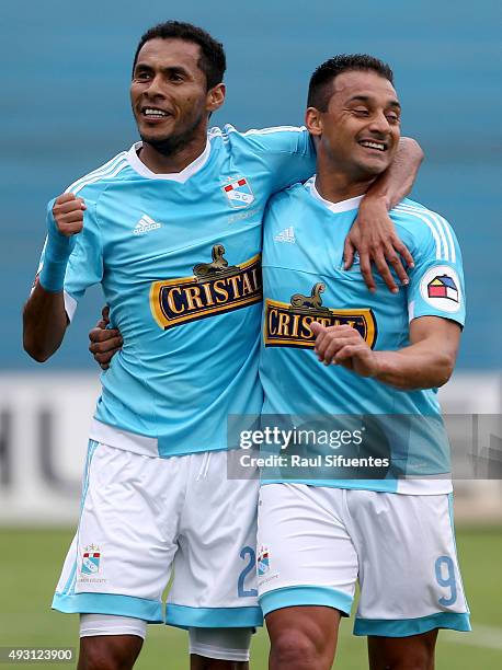 Carlos Lobaton of Sporting Cristal celebrates after scoring the first goal of his team against Deportivo Municipal during a match between Sporting...