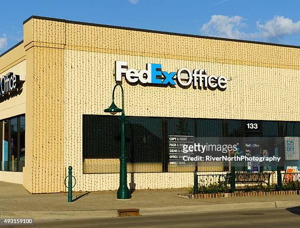 fedex office - editorial office stock pictures, royalty-free photos & images