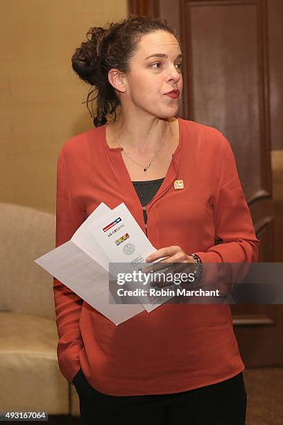 Emily Lightner Emily Banks Photos and Premium High Res Pictures - Getty Images