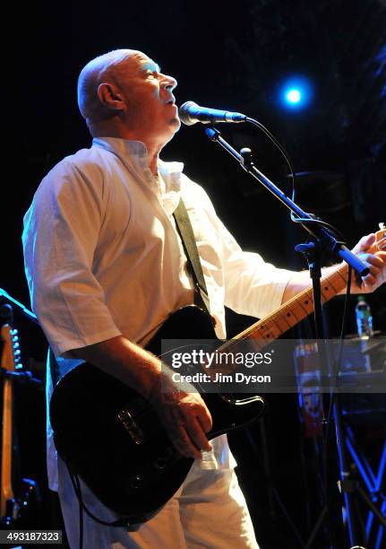 Ronald Innes The Rutles Photos and Premium High Res Pictures - Getty Images