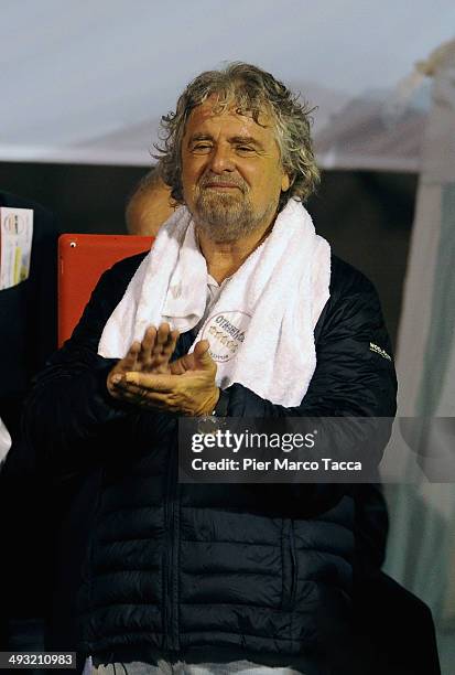 Beppe Grillo, founder of the Movimento 5 Stelle , speaks during a political rally at Piazza del Duomo on May 22, 2014 in Milan, Italy. The European...