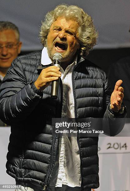 Beppe Grillo, founder of the Movimento 5 Stelle , speaks at a political rally at Piazza del Duomo on May 22, 2014 in Milan, Italy. The European...