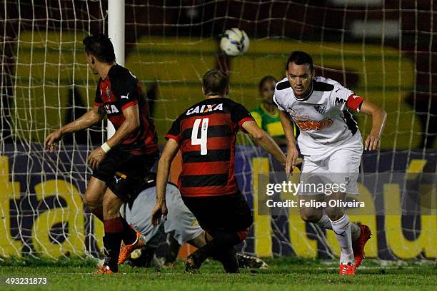 Rever of Atletico-MG celebrates his goal during the match between Vitoria and Atletico-MG as part of Brasileirao Series A 2014 at Alberto Oliveira...